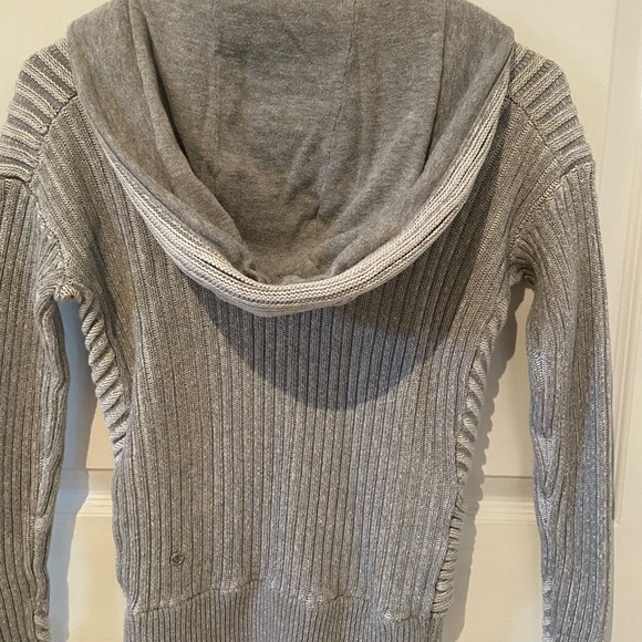 Knit lululemon sweater - Picture 5 of 5
